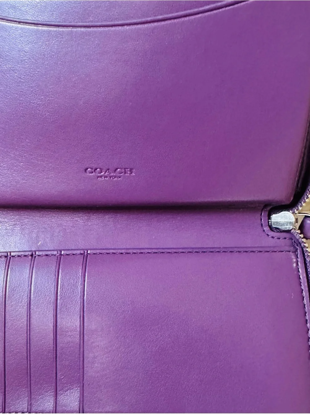 Coach Wallet Wristlet with Purple Trim NWOT - Picture 5 of 7